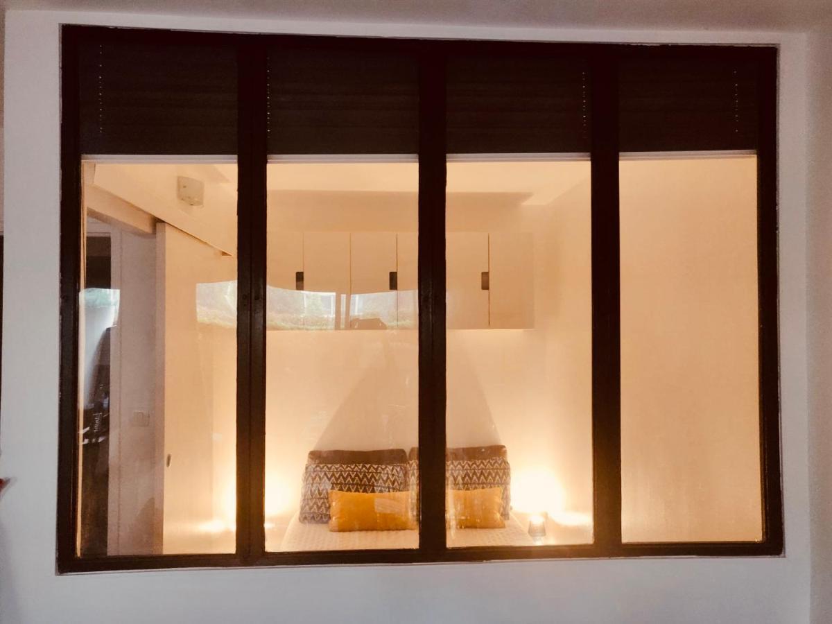Mandelieu Grand Studio Avec Piscine Et Proche De La Mer Εξωτερικό φωτογραφία