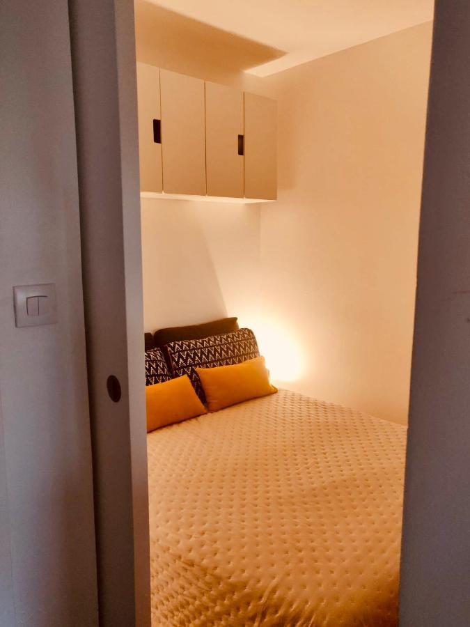 Mandelieu Grand Studio Avec Piscine Et Proche De La Mer Εξωτερικό φωτογραφία